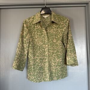 Christopher & Banks Green Floral Button Down Women's Top 3/4 Sleeves Collar sz M